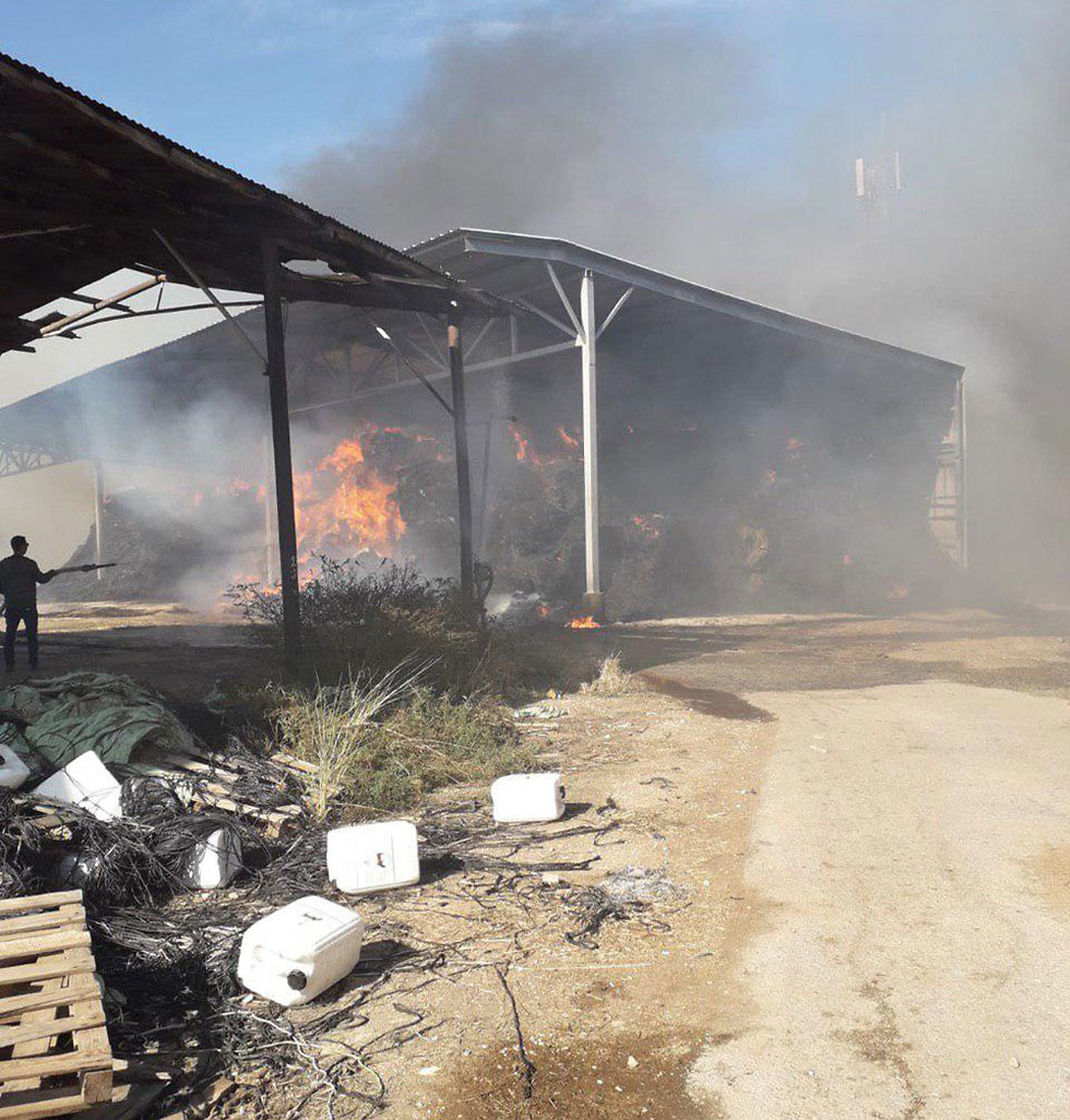 Пожар в поселке Йесодот. Фото: оперативная съемка Службы пожарной охраны