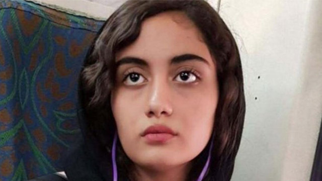 איראן מהומות הרוגה בת 14 ניקטה אספנדני ()
