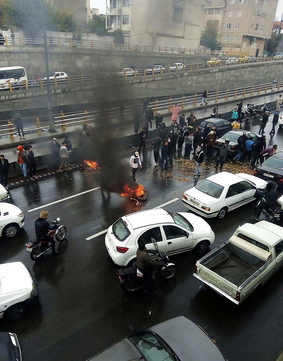 איראן מהומות טהרן (צילום: MCT)