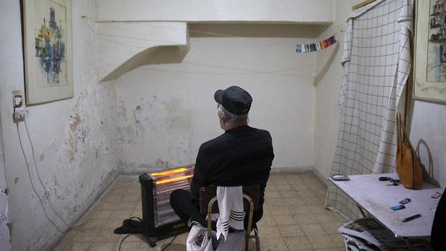 דירה ללא חימום בירושלים (צילום: עמית שאבי)