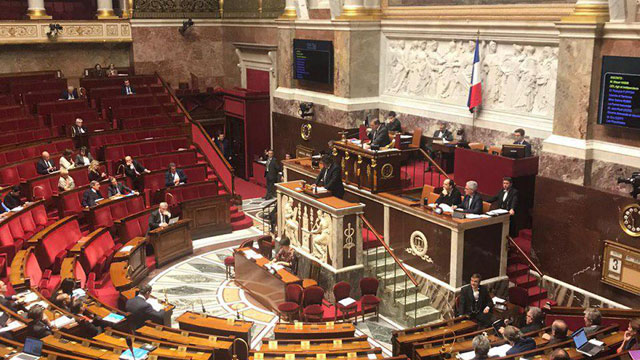 Парламент Франции. Фото: Мирьям Леград