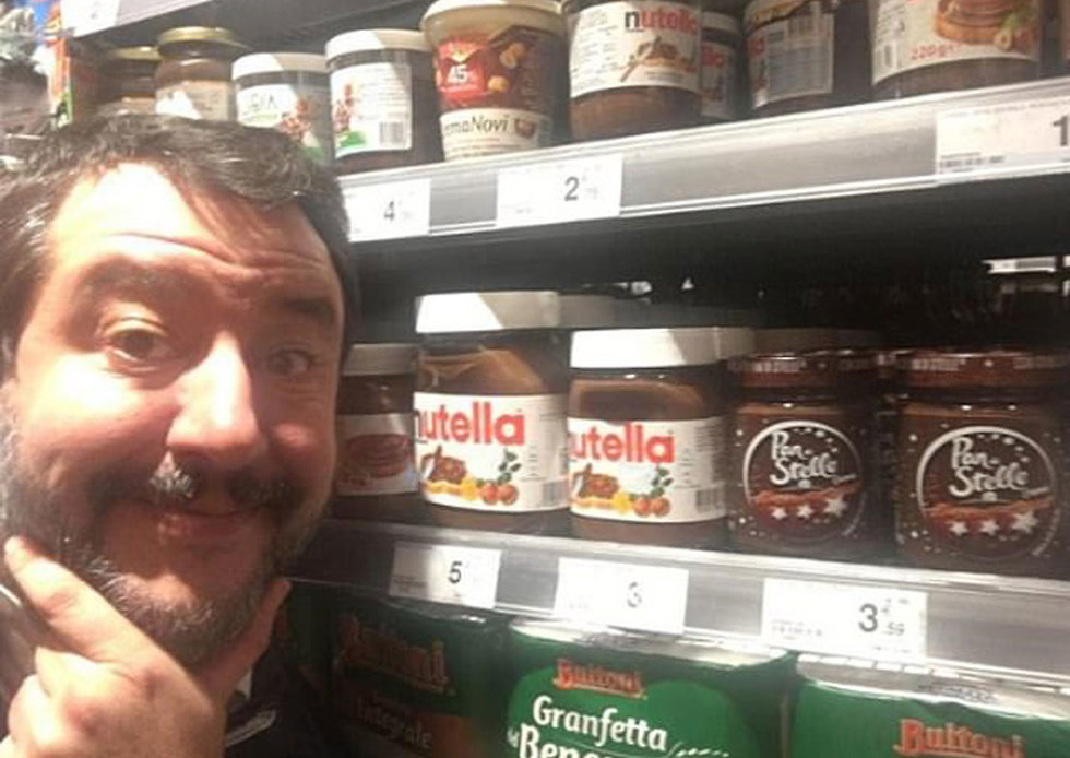 מתיאו סלביני מחרים את שוקולד נוטלה איטליה ()