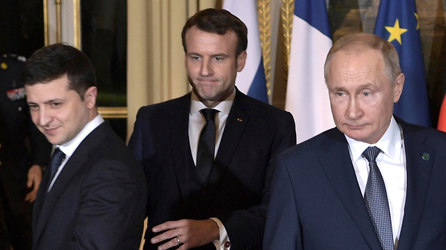 Зеленский, Макрон и Путин на саммите в Париже. Фото: АР