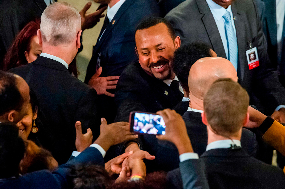 ראש ממשלת אתיופיה אביי אחמד מקבל את פרס נובל לשלום אוסלו נורבגיה (צילום: AFP)