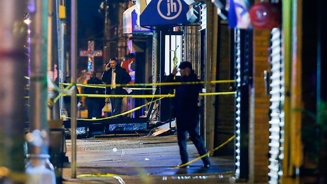 ירי ברחוב מרטין לוטר קינג' בניו גרזי  (צילום:  AP)