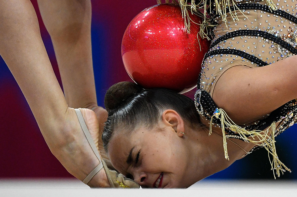 תמונות השנה AFP דינה אברינה אליפות העולם התעמלות אומנותית (צילום: AFP)