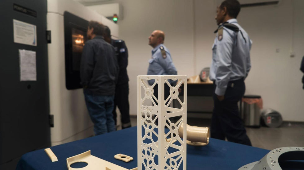   Использование 3D-принтера для производства запчастей. Фото: пресс-служба ЦАХАЛа 