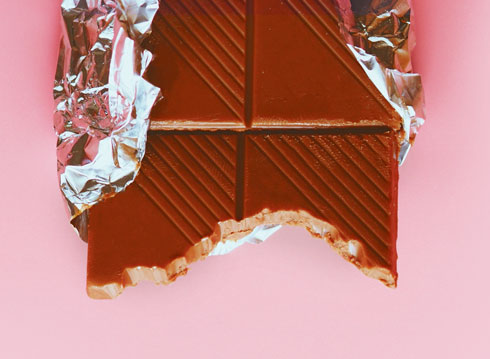 קוביית השוקולד הראשונה היא הטעימה ביותר והחמישית כבר הרבה פחות (צילום: Shutterstock)