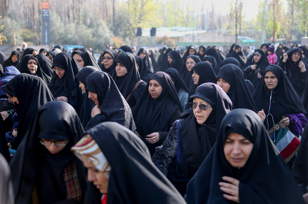 אבל ב איראן אחרי חיסול קאסם סולימאני (צילום: AFP)