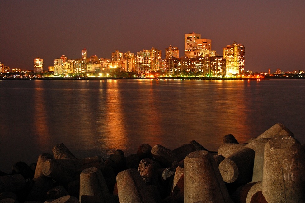 מומבאי בלילה (צילום: shutterstock)