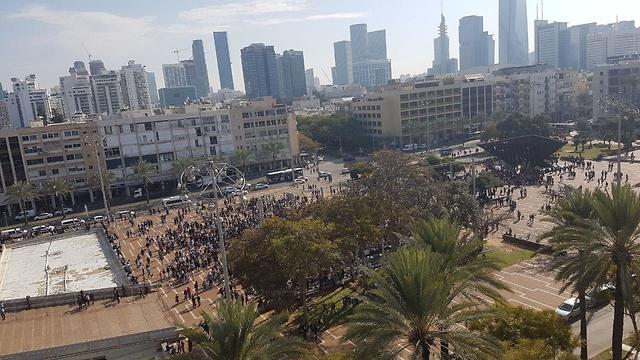 הפגנה של תלמידים בכיכר רבין (צילום: צחי שדה)