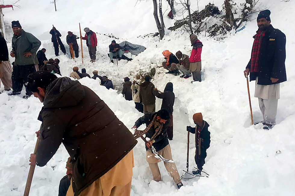 מפולת שלגים עמק נילום ב פקיסטן 130 הרוגים (צילום: AFP)