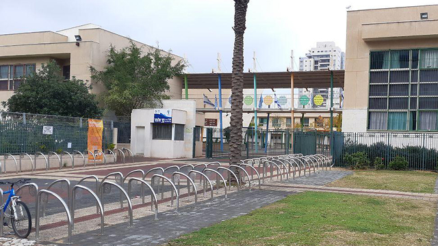 בית הספר דוד אלעזר בראשון לציון (צילום: עמית הובר)
