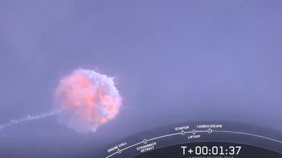 רגע פיצוץ המשגר מעל האוקיינוס (צילום: נאס