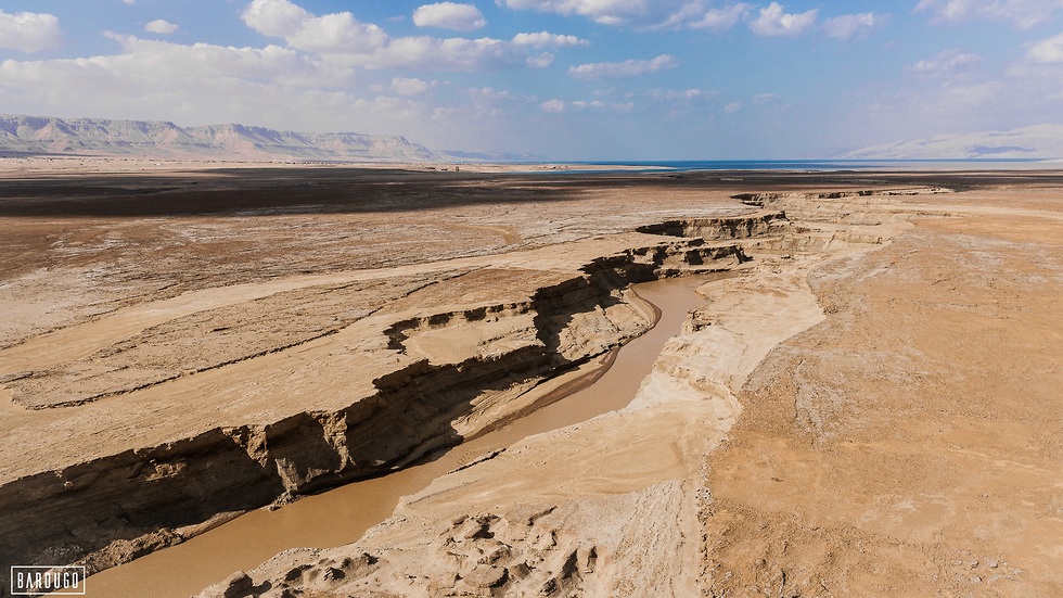 הנהר כפי שצולם ממסוק לפני כשנה (צילום: צילום אוויר ישראל ברדוגו)
