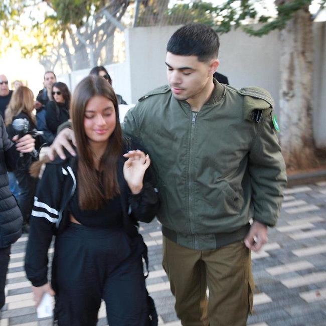 "קוקי, יהיה בסדר!" (צילום: טל שחר) "קוקי, יהיה בסדר!" (צילום: טל שחר)