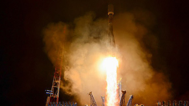 שיגור רכב חלל קוסמוס 2542 רוסיה (צילום: רויטרס)
