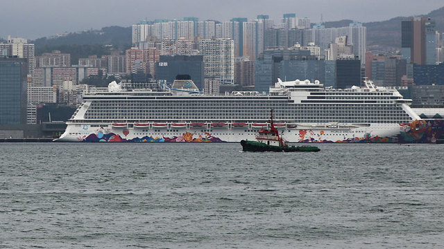 הונג קונג ספינה חשד ל קורונה בידוד (צילום: רויטרס)
