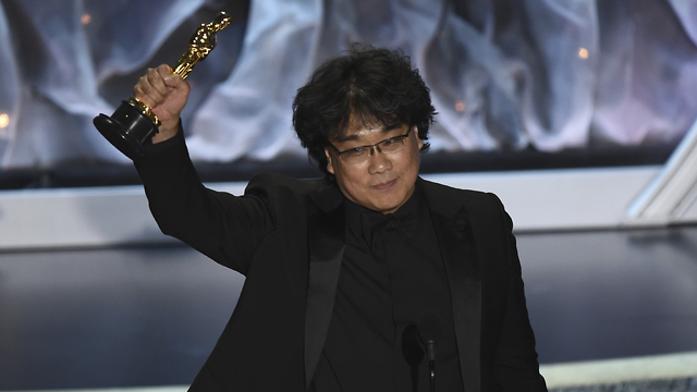Главный победитель "Оскара-2020" - южнокорейский режиссер Пон Джун Хо. Фото: AP