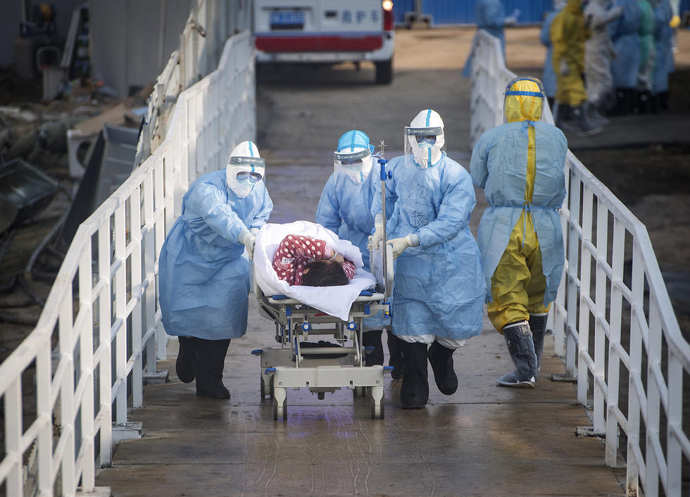 בית חולים חדש שני ב ווהאן סין בשם הושנשאן נגיף וירוס קורונה (צילום: AP)