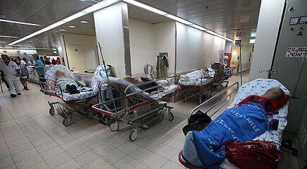 В израильских больницах не хватает коек, медперсонала и врачей. Фото предоставлено блоком Кахоль-Лаван