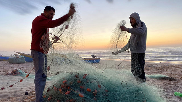 דייגים בעזה (צילום: רויטרס)
