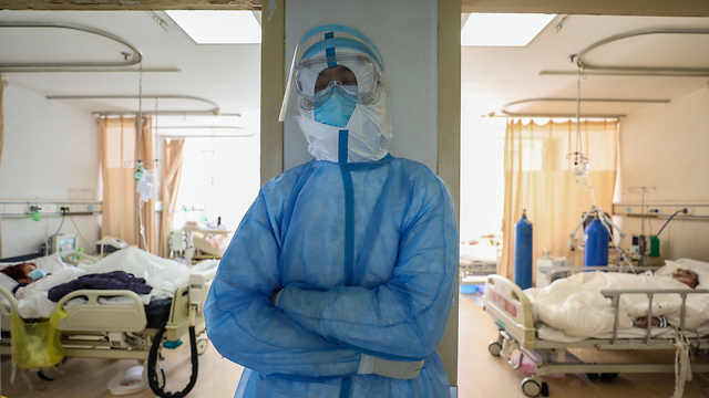 בית חולים ב ווהאן נגיף וירוס קורונה סין (צילום: AFP)