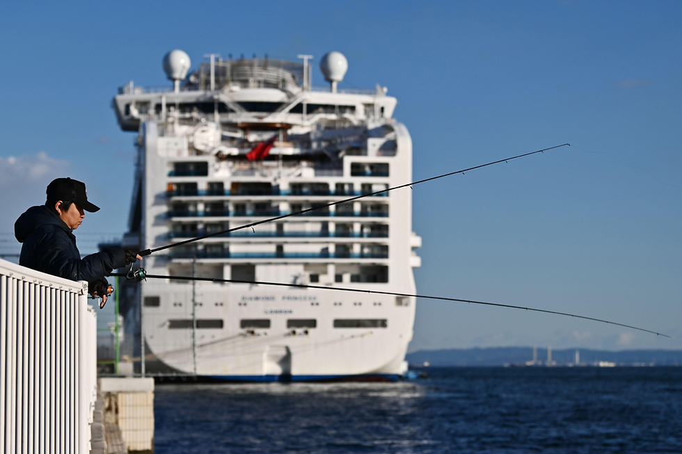 ספינת הקורונה (צילום: AFP)