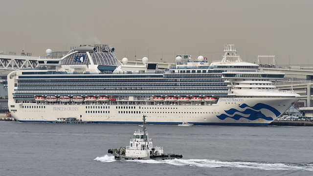 ספינת הקורונה (צילום: AFP)