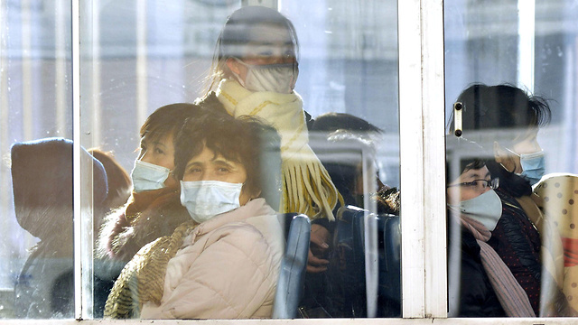 אוטובוס ב פיונגיאנג צפון קוריאה חשש מ נגיף וירוס קורונה (צילום: רויטרס)