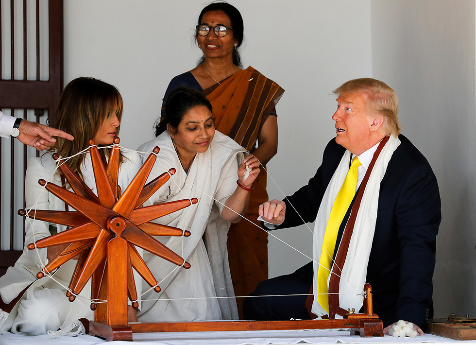 טראמפ ו מלניה ב אשראם ב הודו עם נרנדרה מודי (צילום: רויטרס)