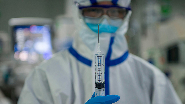בית חולים ב ווהאן סין נגיף וירוס קורונה (צילום: AFP)