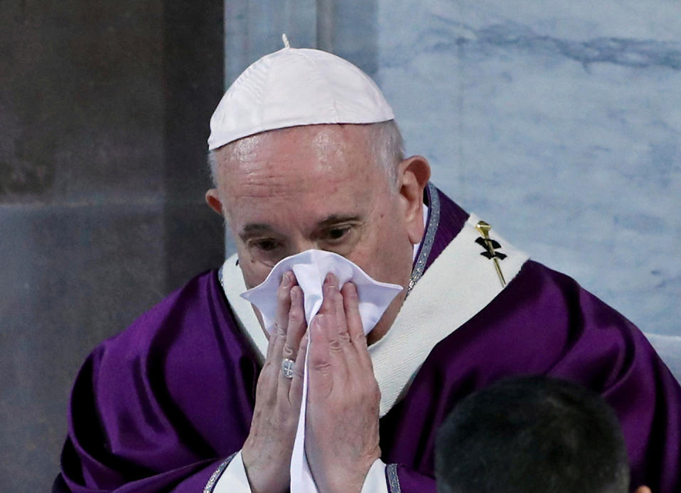 האפיפיור פרנסיסקוס רומא איטליה חשש מ וירוס נגיף קורונה (צילום: רויטרס)