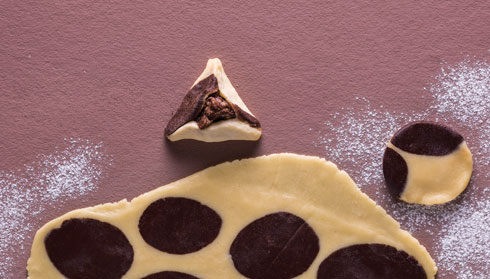 אוזני המן דלמטיות במילוי שוקולד־צ'ילי (צילום: בועז לביא, נועה קנריק)