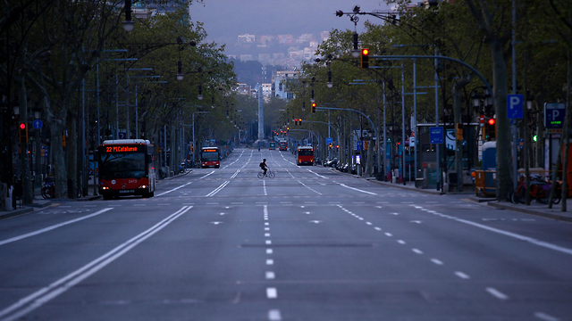 קורונה בברצלונה, ספרד (צילום: AFP)