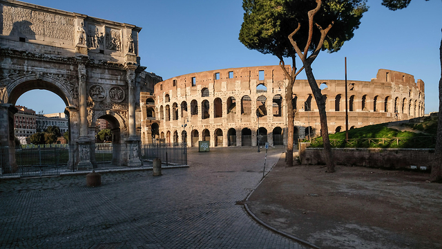 נגיף הקורונה ברומא איטליה (צילום: EPA)