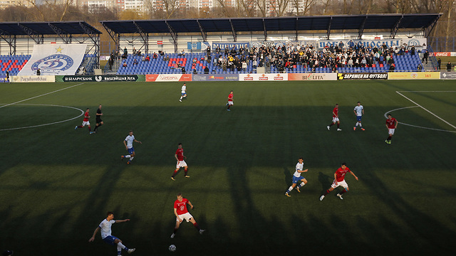 בלארוס משחק כדורגל אוהדים נגיף קורונה (צילום: EPA)