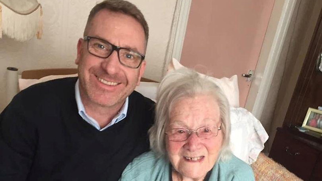 בריטניה הילדה צ'רצ'יל בת 108 מתה מנגיף קורונה ()