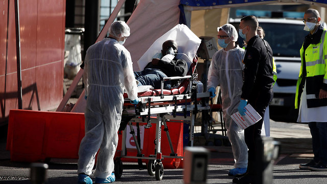צרפת נגיף קורונה חולים ליד פריז (צילום: רויטרס)