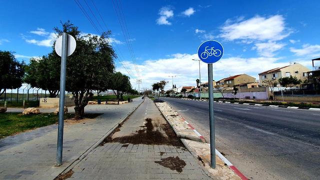 כבישים ריקים בבאר שבע (צילום: רועי עידן)