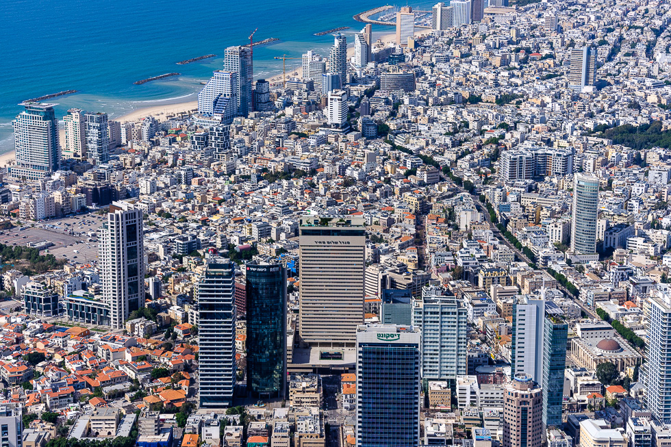 פרויקט יום העצמאות- 20 הצילומים הטובים בישראל מגדל שלום מאיר תל אביב  (צילום: ישראל ברדוגו)