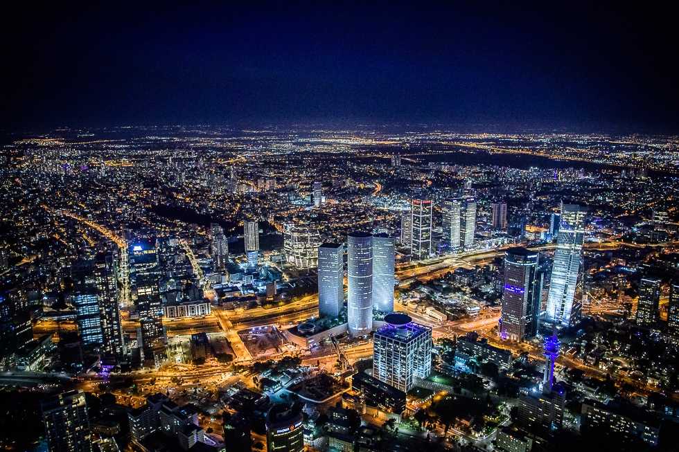 פרויקט יום העצמאות- 20 הצילומים הטובים בישראל תל אביב  (צילום: ישראל ברדוגו)