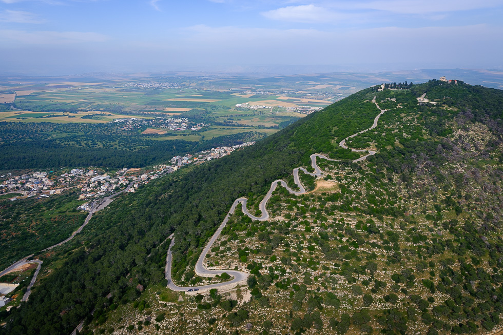פרויקט יום העצמאות- 20 הצילומים הטובים בישראל מבט על פסגת הר תבור  (צילום: ישראל ברדוגו)
