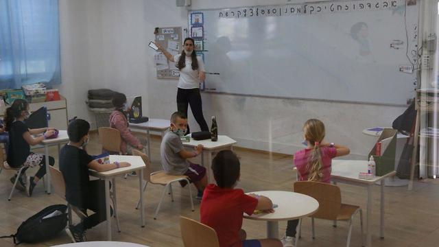 חזרה ללימודים בבית הספר גבריאלי בתל אביב (צילום: מוטי קמחי)