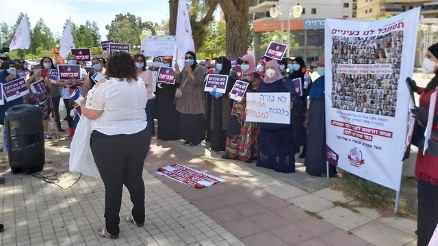 הפגנה של מטפלות בבאר שבע (צילום: 