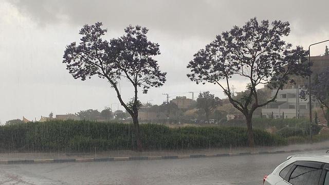 גשם בצפת (צילום: עיריית צפת )