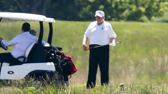 דונלד טראמפ מגרש גולף סטרלינג וירג'יניה ארה