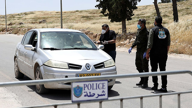 שוטרים פלסטינים (צילום: EPA)