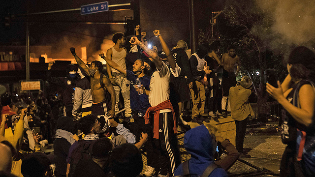 מהומות מיניאפוליס  (צילום: AFP)