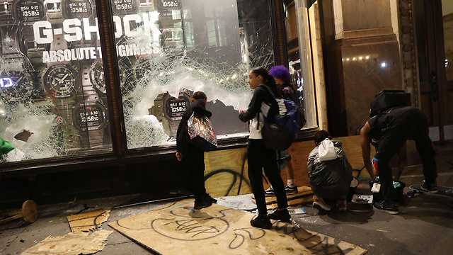 מהומות בניו יורק (צילום: AFP)